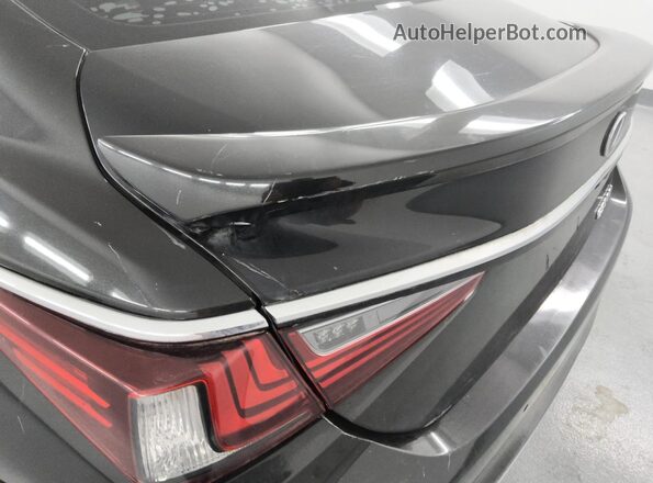 58ADA1C18MU003465 2021 LEXUS ES Black 