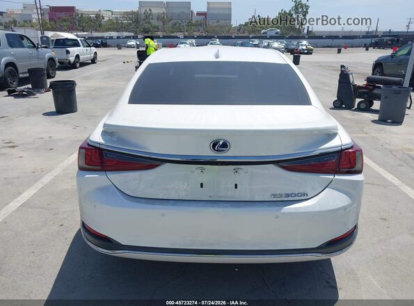 58ADA1C19MU008478 2021 LEXUS ES 300H White 