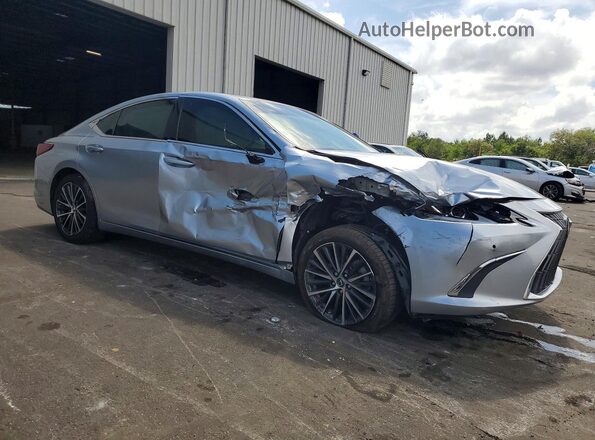 58ADZ1B12NU134273 2022 LEXUS ES Серебряный Передняя правая четверть