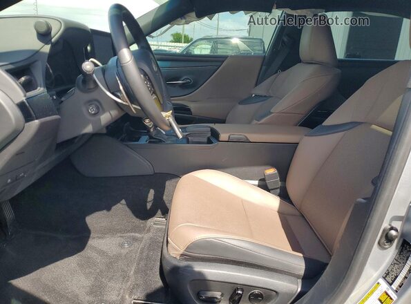58ADZ1B12NU134273 2022 LEXUS ES Серебряный Вид салона спереди