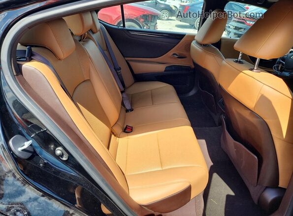 58ADZ1B13LU071245 2020 LEXUS ES Black Widok tylnych siedzeń