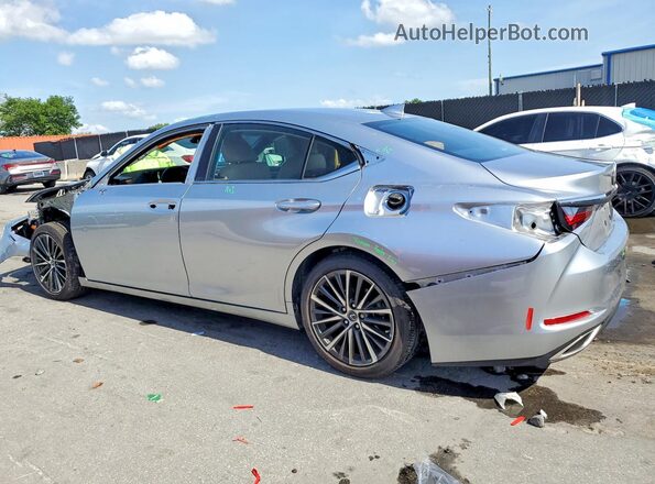 58ADZ1B13NU118471 2022 LEXUS ES Серебряный Задняя левая четверть