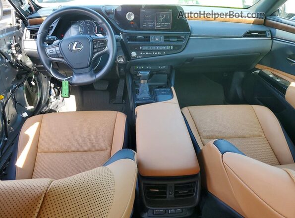58ADZ1B13NU118471 2022 LEXUS ES Серебряный Вид панели приборов