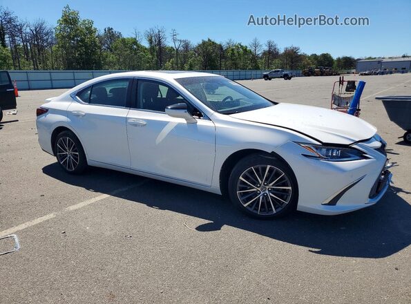 58ADZ1B13NU125405 2022 LEXUS ES Белый Передняя правая четверть