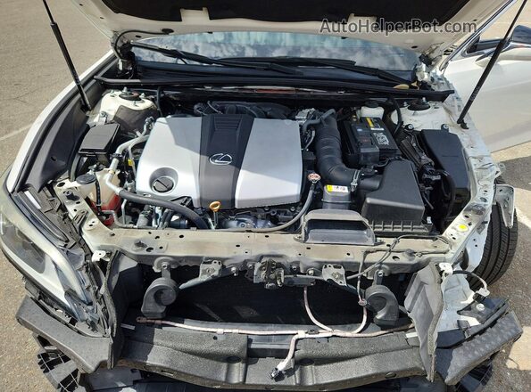 58ADZ1B14LU061999 2020 LEXUS ES White Widok wnętrza z tyłu