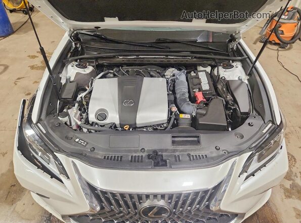 58ADZ1B14RU183903 2024 LEXUS ES White უკანა სალონის ხედი