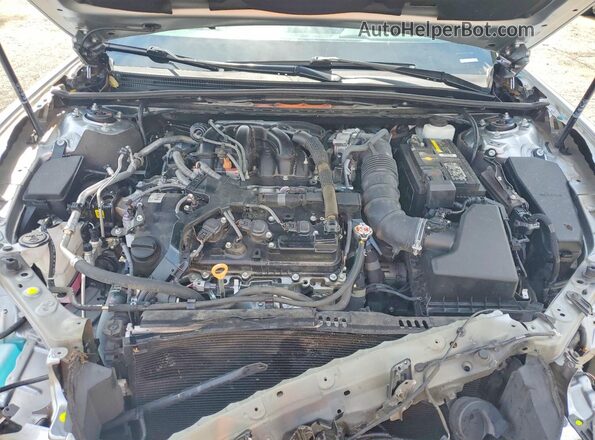 58ADZ1B17NU124189 2022 LEXUS ES Silver Rear interior view