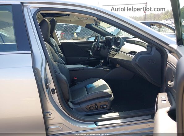 58ADZ1B17PU160287 2023 LEXUS ES 350 Silver Widok wnętrza z przodu