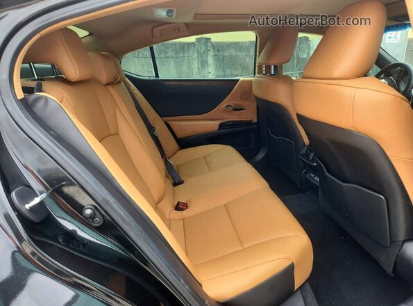 58ADZ1B18SU190049 2025 LEXUS ES Black Вид задніх сидінь