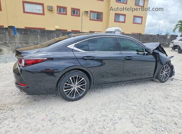 58ADZ1B18SU190049 2025 LEXUS ES Black Задня права чверть