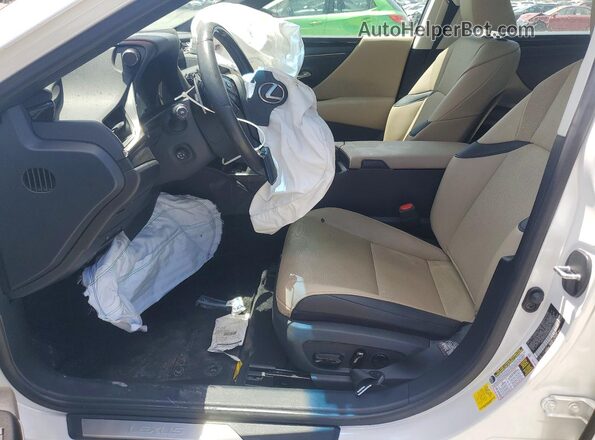 58ADZ1B19MU108252 2021 LEXUS ES White Vista interior delantera