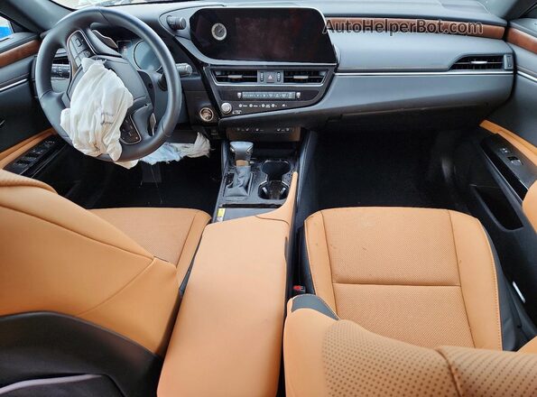 58ADZ1B19SU211507 2025 LEXUS ES Beige Widok deski rozdzielczej