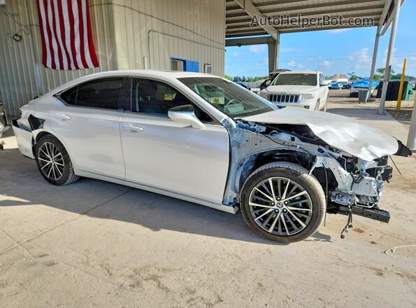 58ADZ1B19SU215959 2025 LEXUS ES White წინა მარჯვენა