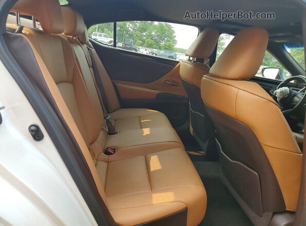58ADZ1B1XLU076698 2020 LEXUS ES White Rear seats view