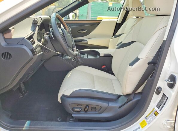58AEA1C13PU035586 2023 LEXUS ES Белый Вид салона спереди
