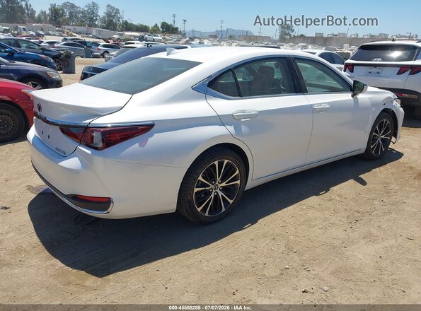 58AEA1C16SU069563 2025 LEXUS ES Белый Задняя правая четверть