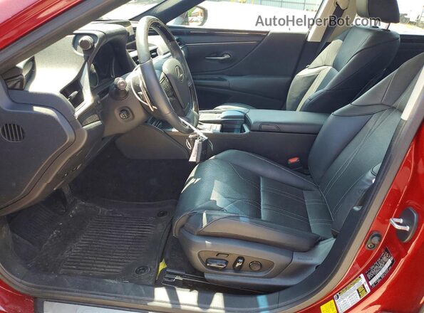 58AEZ1B14LU065054 2020 LEXUS ES Красный Вид салона спереди