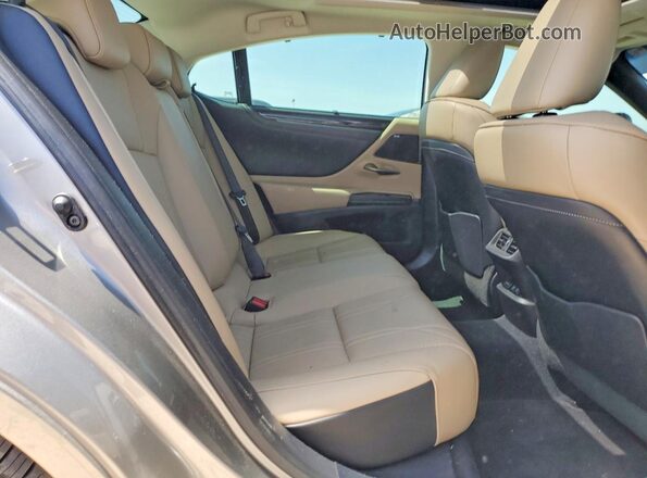 58AFZ1B11LU063038 2020 LEXUS ES Beige Вид задніх сидінь