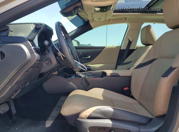 58AFZ1B11LU063038 2020 LEXUS ES Beige Вид салону спереду