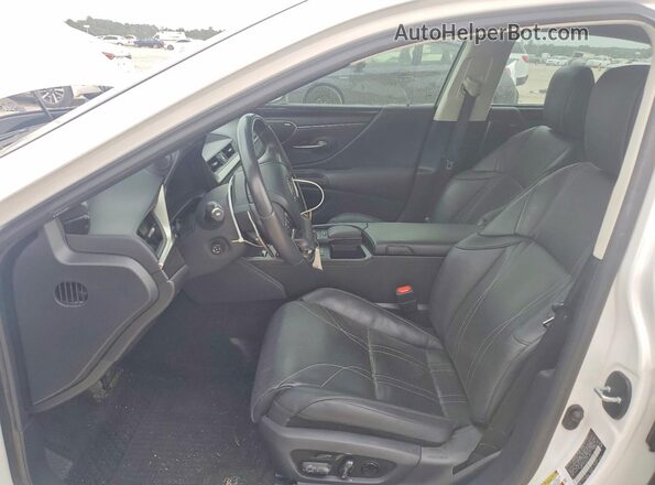 58AFZ1B13LU077362 2020 LEXUS ES White Front interior view