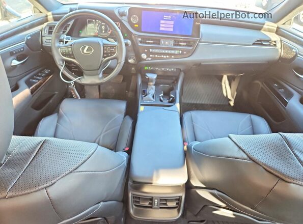 58AFZ1B15RU162115 2024 LEXUS ES Серый Вид панели приборов