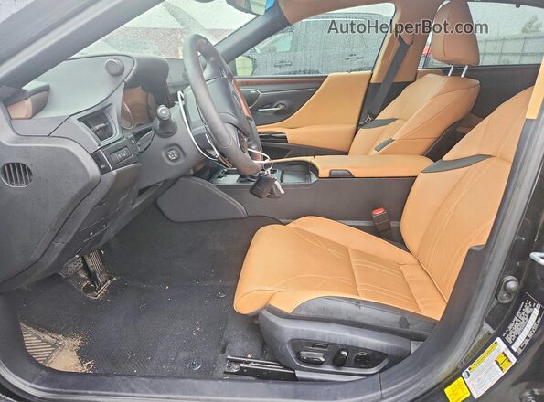 58AFZ1B17RU179403 2024 LEXUS ES Black Widok wnętrza z przodu