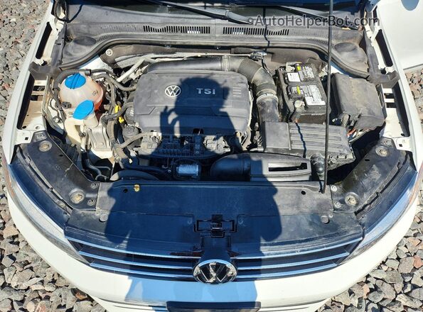 3VWL17AJ4HM259591 2017 VOLKSWAGEN JETTA White Вид підкапотного простору