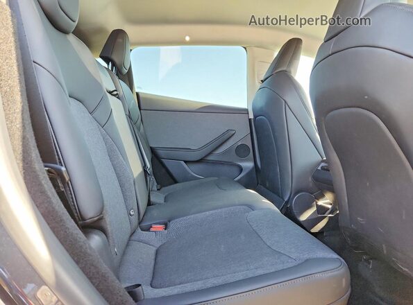 7SAYGDED3TA590105 2026 TESLA MODEL Угольный Вид подкапотного пространства