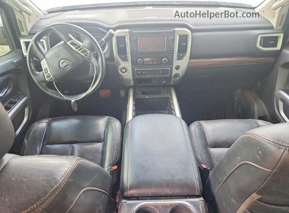 1N6AA1E62HN537775 2017 NISSAN TITAN Белый Вид щитка приборов