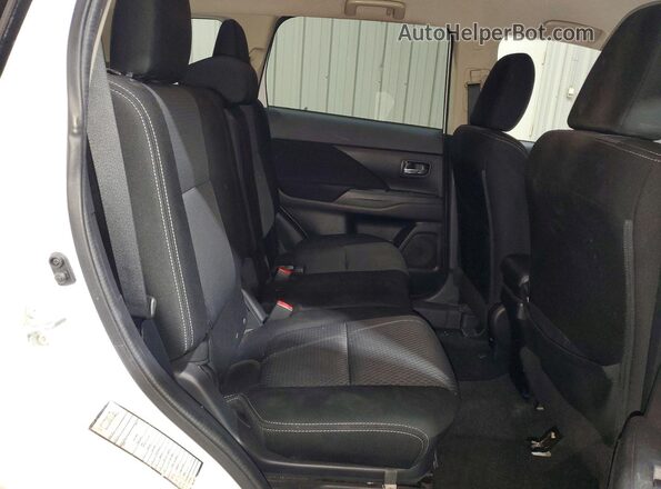 JA4AD3A34JZ032251 2018 MITSUBISHI OUTLANDER White Engine compartment view