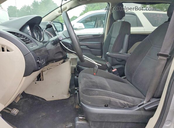 2C4RDGBG8KR798674 2019 DODGE GRAND Silver Dashboard view
