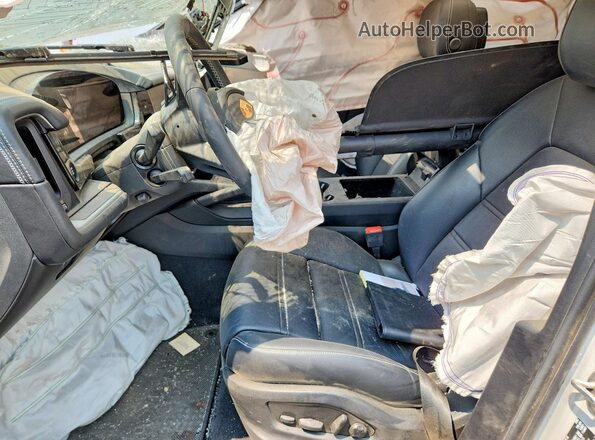 WP1AM2AY8RDA48309 2024 PORSCHE CAYENNE Gray Առջևի վահանակի տեսք