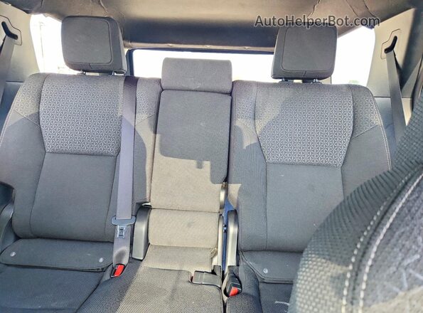 JTEVA5AR7S5003489 2025 TOYOTA 4RUNNER Серебряный Вид задней части салона