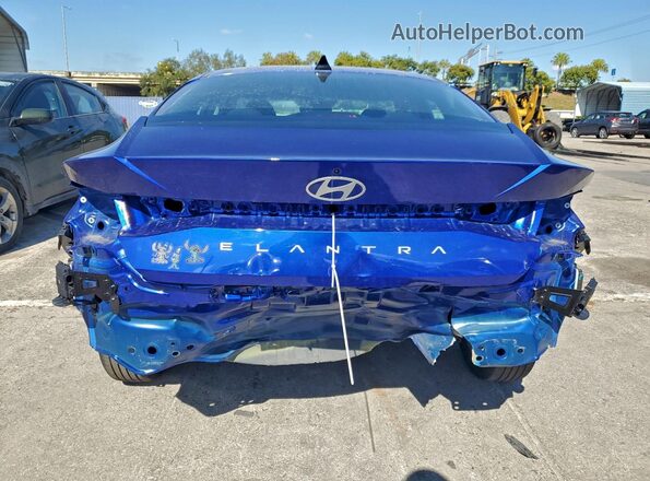 KMHLL4DG0SU033641 2025 HYUNDAI ELANTRA Blue Front interior view