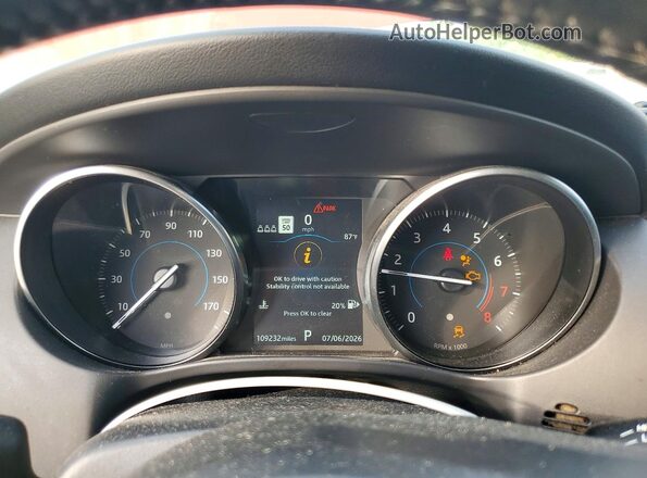 SADCS2FX2KA391757 2019 JAGUAR F-PACE Красный Вид задних сидений