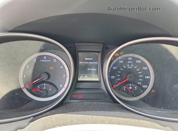 KM8SM4HF7GU163448 2016 HYUNDAI SANTA White Հետևի նստատեղերի տեսք