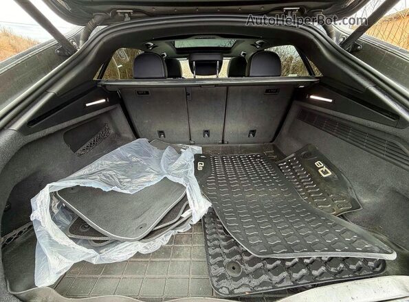 WA1BVAF19KD039112 2019 AUDI Q8 Gray VIN կոդի պիտակի տեսք