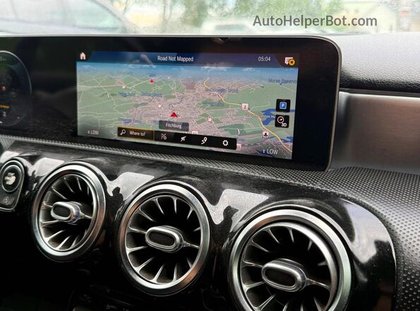WDD3G4FB4KW023764 2019 MERCEDES-BENZ A-CLASS Белый Вид салона спереди