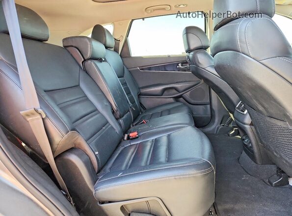 5XYPH4A59HG313997 2017 KIA SORENTO Tan Engine compartment view
