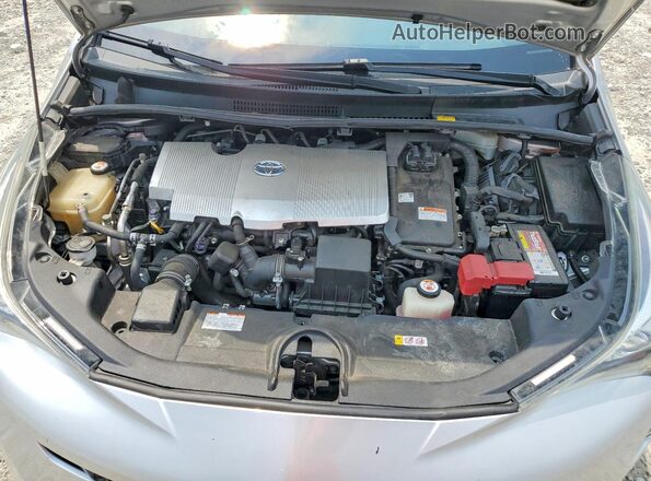 JTDKBRFU6J3062715 2018 TOYOTA PRIUS Серебряный Вид подкапотного пространства