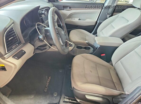 5NPD84LF8HH125019 2017 HYUNDAI ELANTRA Black Dashboard view