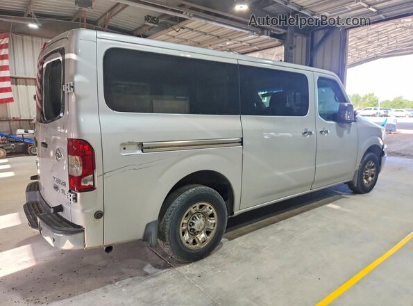 5BZAF0AA4GN855999 2016 NISSAN NV Серебряный Задняя правая четверть