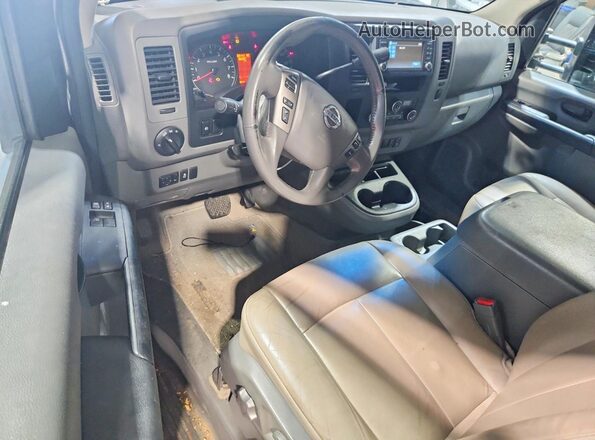 5BZAF0AA4GN855999 2016 NISSAN NV Серебряный Вид панели приборов