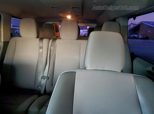 5BZBF0AA3MN850941 2021 NISSAN NV White Հետևի նստատեղերի տեսք