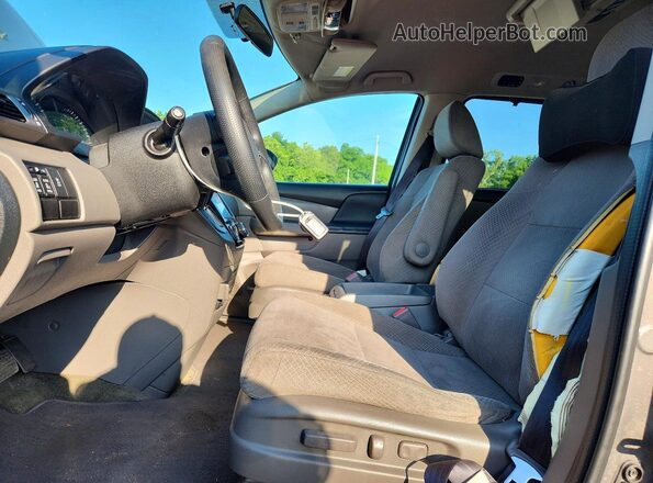 5FNRL5H31HB001763 2017 HONDA ODYSSEY Gray Vista interior delantera