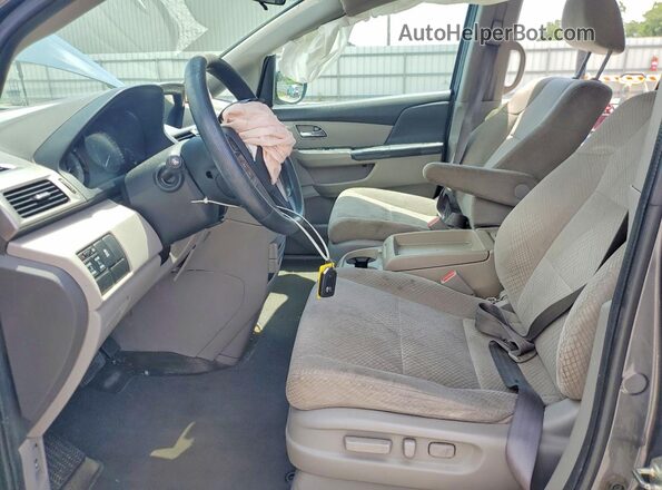 5FNRL5H32GB149189 2016 HONDA ODYSSEY Gray Widok wnętrza z przodu