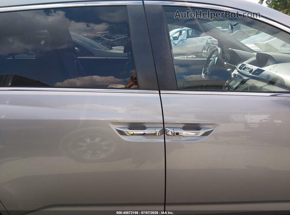 5FNRL5H35GB010612 2016 HONDA ODYSSEY Silver Սալոնի հետևի տեսք