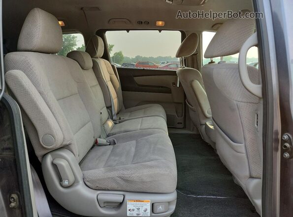 5FNRL5H36GB078448 2016 HONDA ODYSSEY Gray Widok wnętrza z tyłu