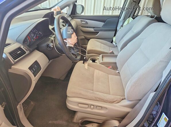 5FNRL5H38GB004495 2016 HONDA ODYSSEY Синий Вид салона спереди
