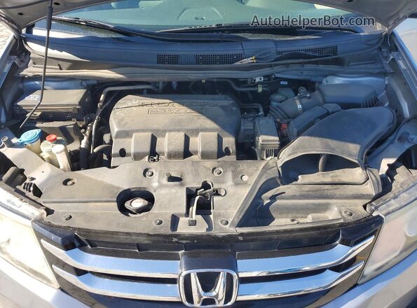5FNRL5H41GB162735 2016 HONDA ODYSSEY Silver Rear interior view